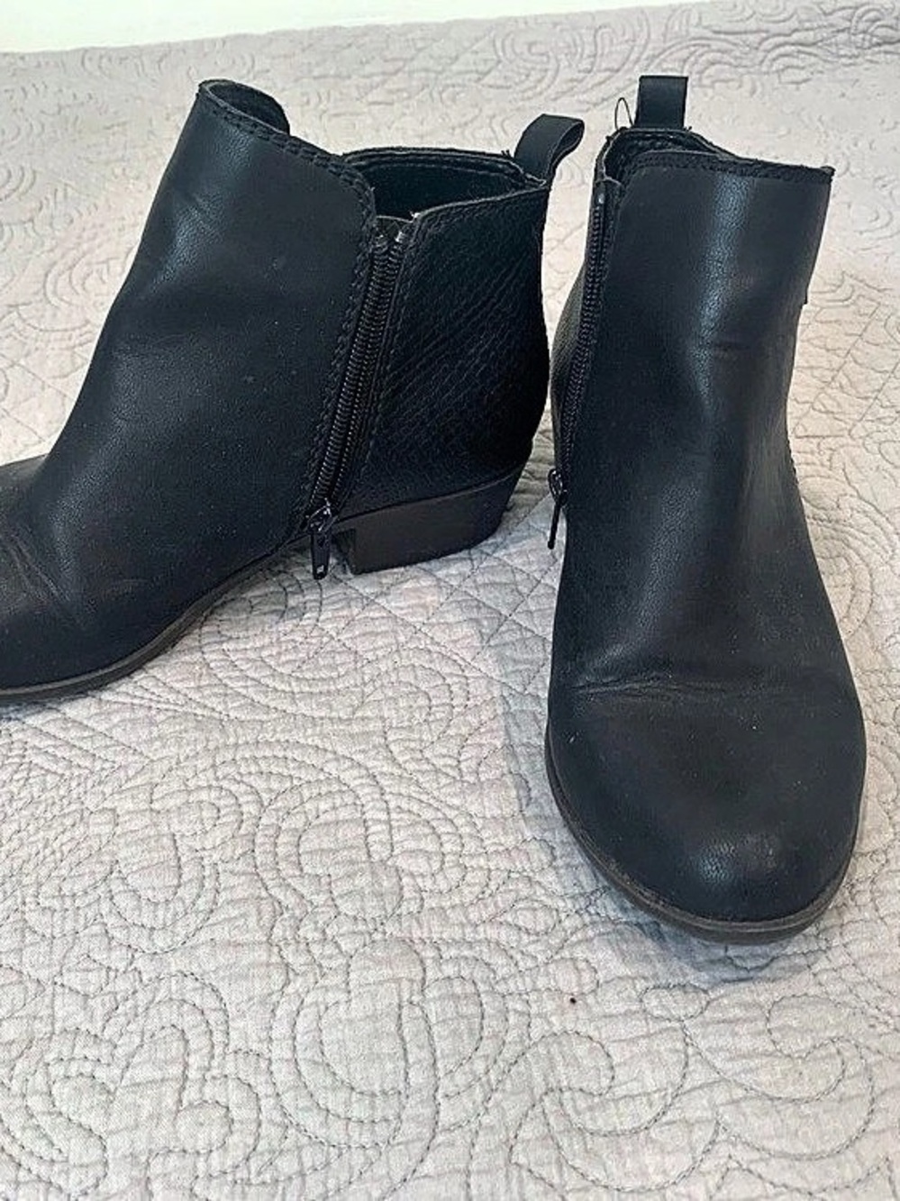 Lucky Brand 7 Women's Black Ankle Boots